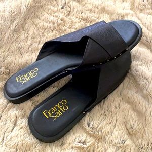 EUC Franco Sarto black slide sandals